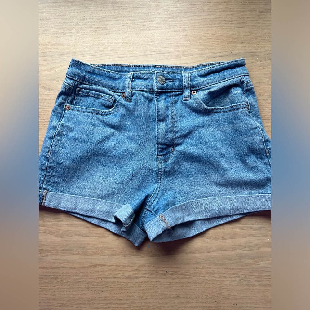 AMERICAN EAGLE JEAN SHORTS SIZE 4